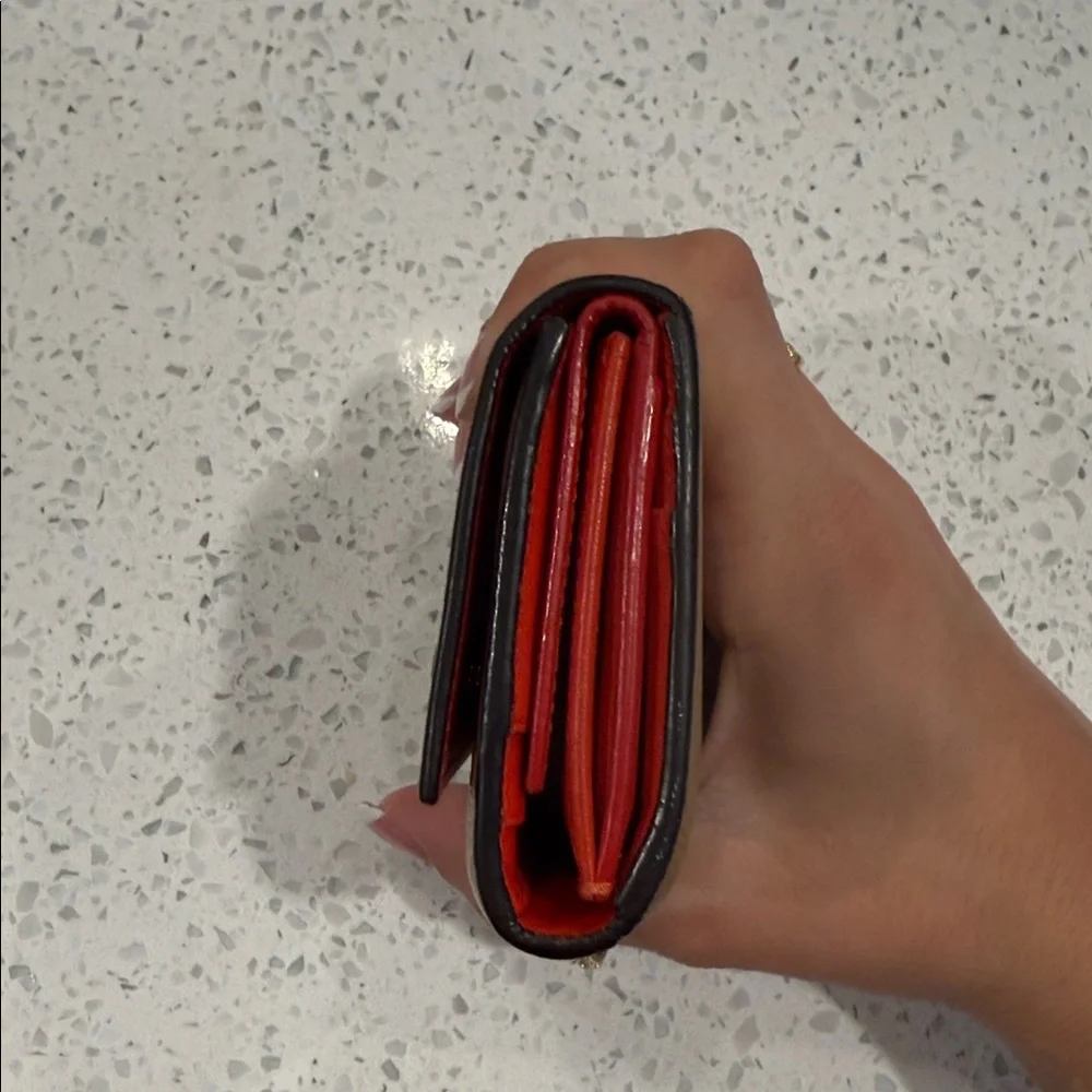 Céline Snap Trifold Compact Leather Wallet - Picture 7 of 8